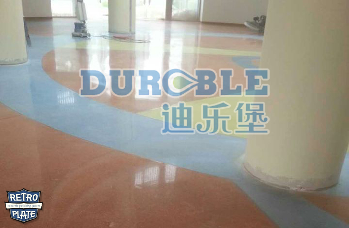 力石伯乐混凝土致密钢化抛光施工--学校大厅地坪